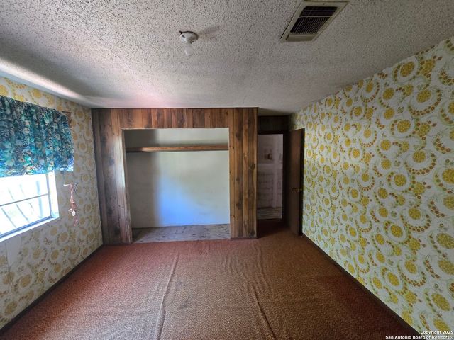 119 W Baetz Blvd, San Antonio, TX 78221