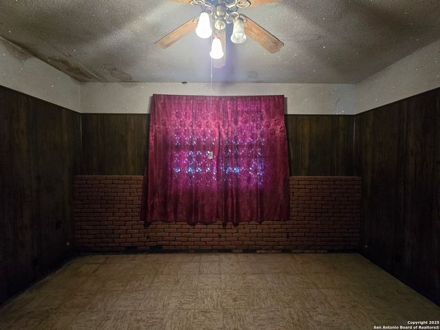 119 W Baetz Blvd, San Antonio, TX 78221