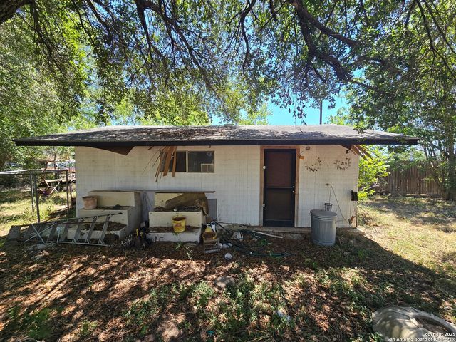 119 W Baetz Blvd, San Antonio, TX 78221