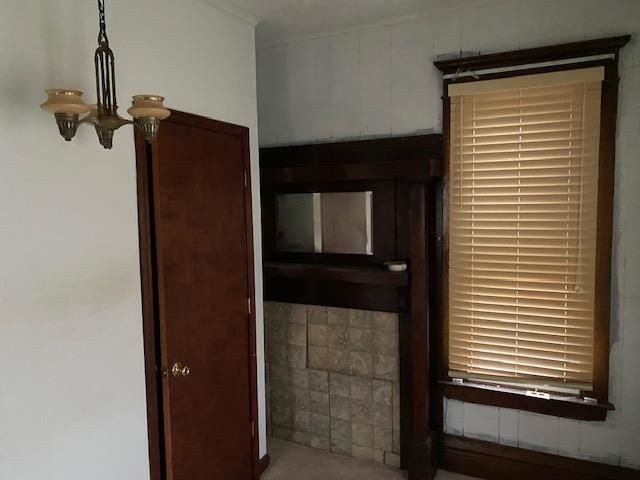 2457 8th Ave, Huntington, WV 25703