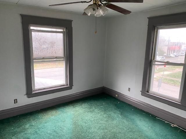 2457 8th Ave, Huntington, WV 25703