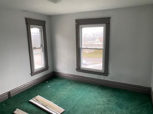 2457 8th Ave, Huntington, WV 25703