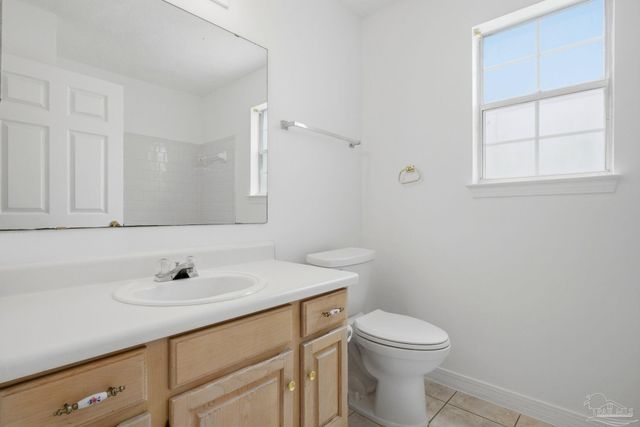 1383 Sterling Point Dr, Gulf Breeze, FL 32563