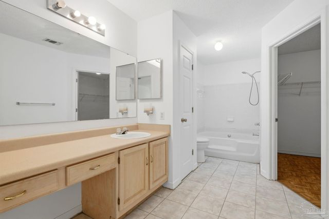 1383 Sterling Point Dr, Gulf Breeze, FL 32563