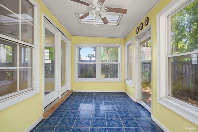 1383 Sterling Point Dr, Gulf Breeze, FL 32563