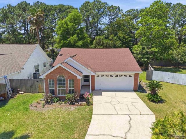 1383 Sterling Point Dr, Gulf Breeze, FL 32563