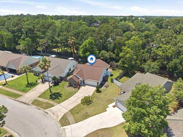 1383 Sterling Point Dr, Gulf Breeze, FL 32563