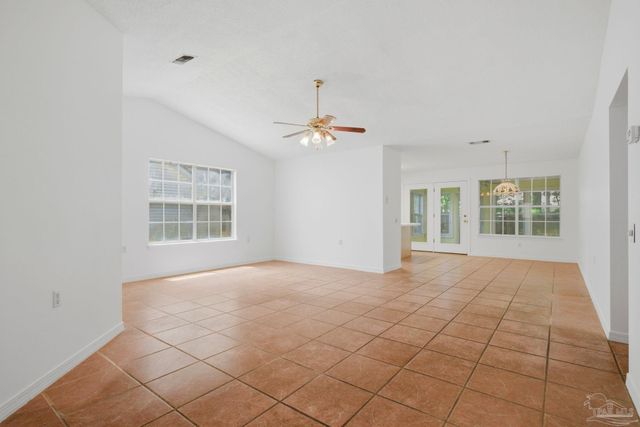 1383 Sterling Point Dr, Gulf Breeze, FL 32563
