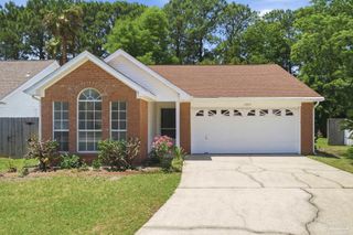 1383 Sterling Point Dr, Gulf Breeze, FL 32563