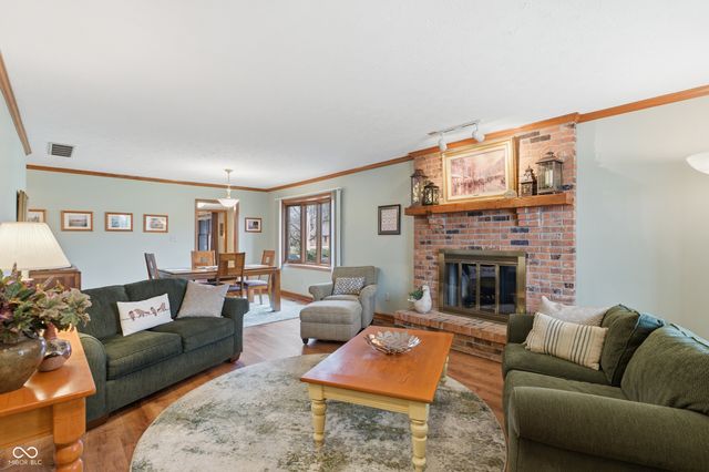 610 Eagle Crest Drive, Brownsburg, IN 46112