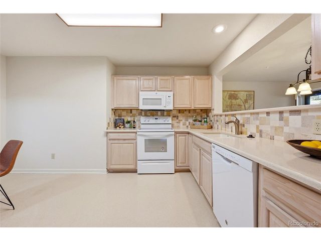 31719 Rocky Village Dr 321, Evergreen, CO 80439
