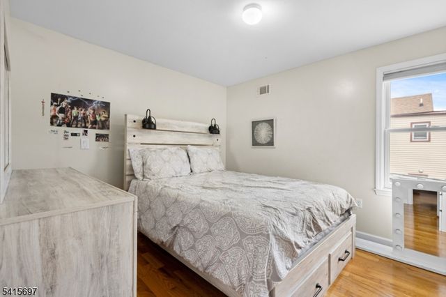 46 Barbara St, Newark City, NJ 07105