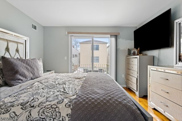46 Barbara St, Newark City, NJ 07105