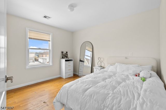46 Barbara St, Newark City, NJ 07105