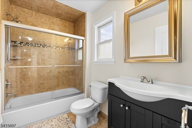 46 Barbara St, Newark City, NJ 07105
