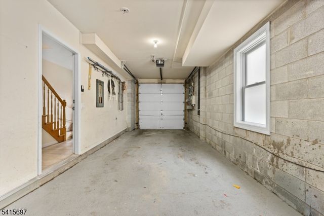 46 Barbara St, Newark City, NJ 07105