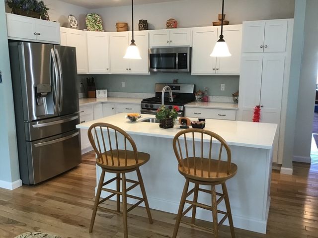 51 Mariners Way 51, Plymouth, MA 02360