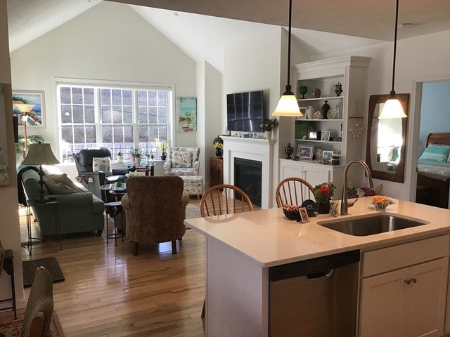 51 Mariners Way 51, Plymouth, MA 02360