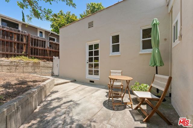 1635 N Coronado Street, Los Angeles, CA 90026