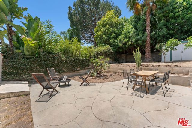 1635 N Coronado Street, Los Angeles, CA 90026