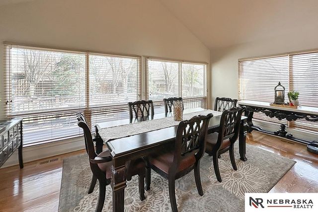 5717 N 160th Avenue, Omaha, NE 68116