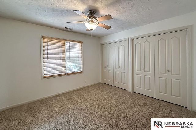 5717 N 160th Avenue, Omaha, NE 68116