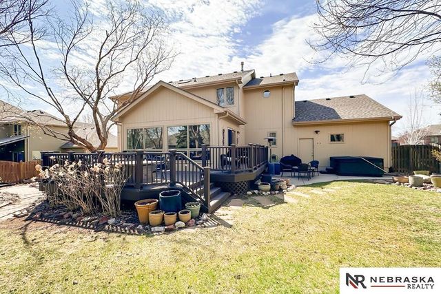 5717 N 160th Avenue, Omaha, NE 68116
