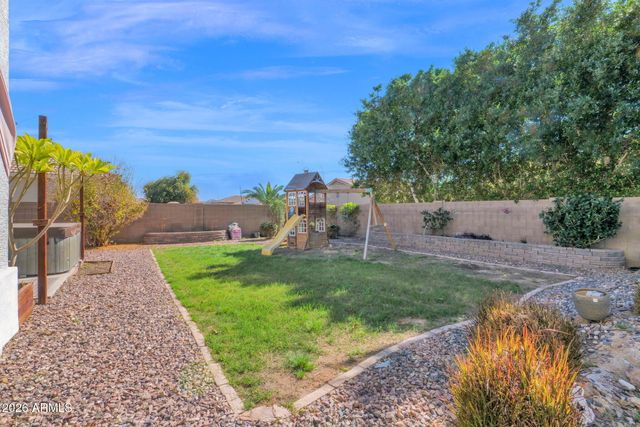 18631 W KOLINA Lane, Waddell, AZ 85355