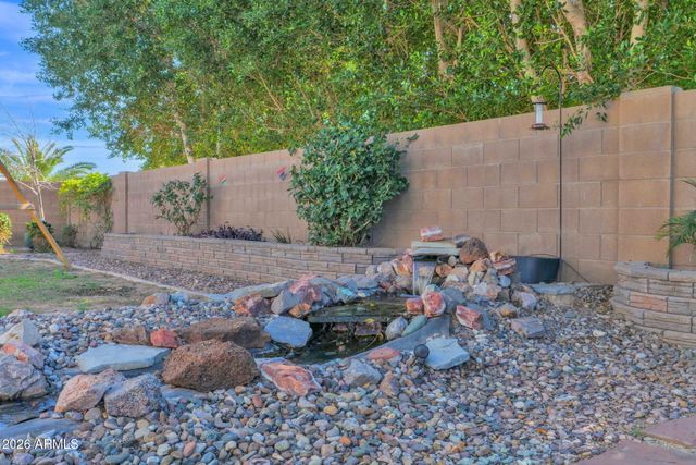 18631 W KOLINA Lane, Waddell, AZ 85355