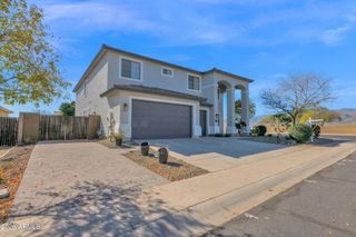 18631 W KOLINA Lane, Waddell, AZ 85355