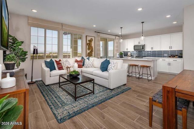 9349 S SOLINA Avenue, Mesa, AZ 85212