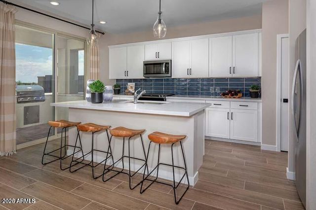 9349 S SOLINA Avenue, Mesa, AZ 85212