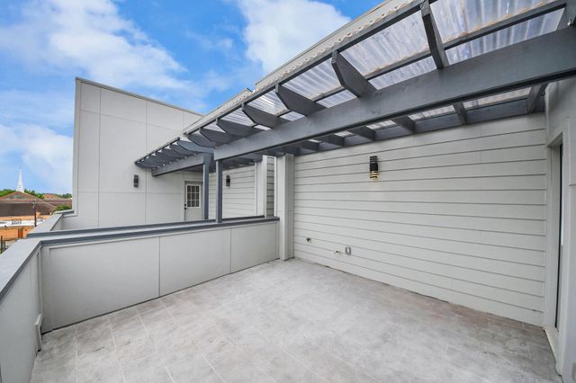 2709 Dennis Street, Houston, TX 77004