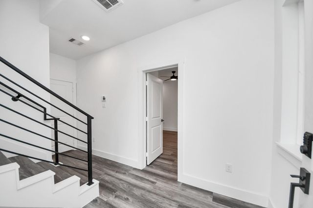 2709 Dennis Street, Houston, TX 77004