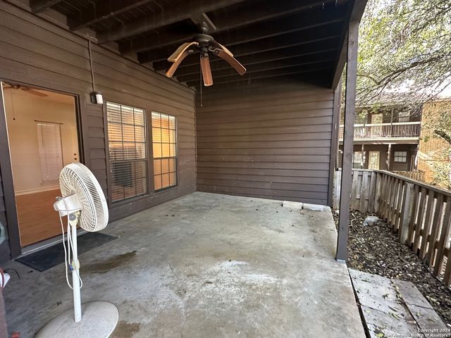 8655 Datapoint Dr Apt 703, San Antonio, TX 78229