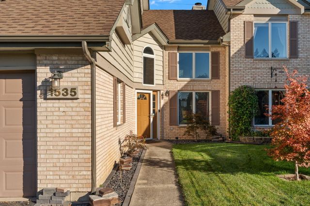 1535 W 93rd Court, Crown Point, IN 46307