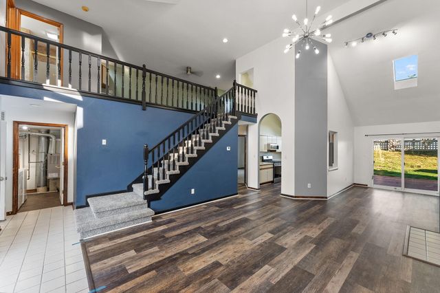 1535 W 93rd Court, Crown Point, IN 46307