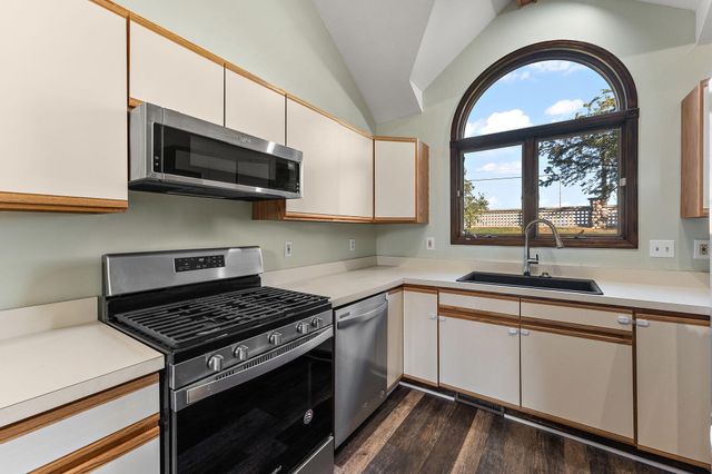 1535 W 93rd Court, Crown Point, IN 46307