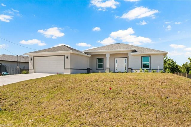 1422 NE 19th PL, Cape Coral, FL 33909