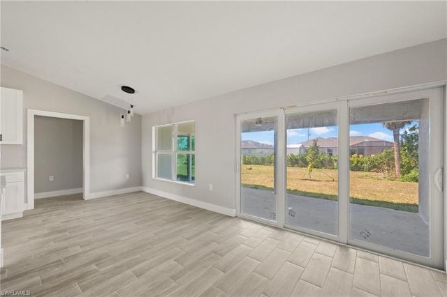 1422 NE 19th PL, Cape Coral, FL 33909