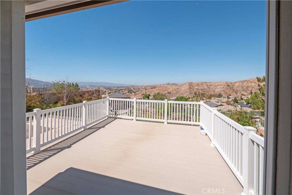 29541 Sequoia, Canyon Country, CA 91387 — photo 4