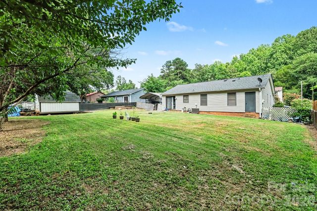 1600 Teddington Drive, Charlotte, NC 28214