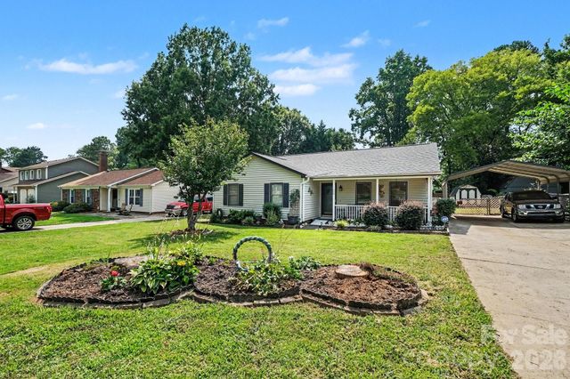 1600 Teddington Drive, Charlotte, NC 28214