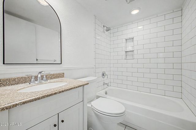 204 E FORDHAM Drive, Tempe, AZ 85283