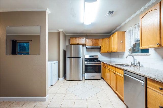 5617 Schutz Street, Houston, TX 77032