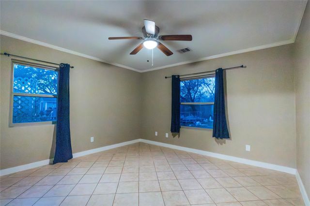 5617 Schutz Street, Houston, TX 77032