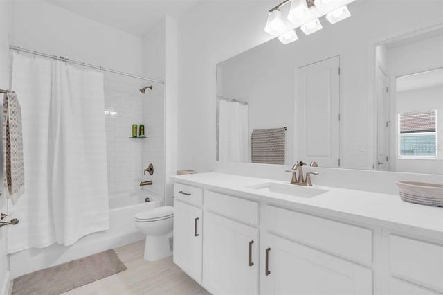 17415 HOLLY WELL AVENUE, Wimauma, FL 33598
