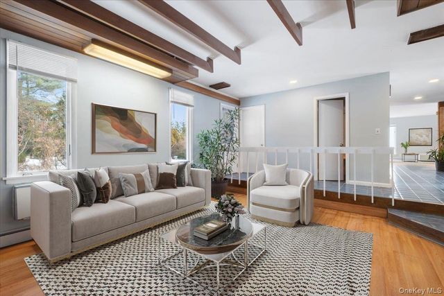 206 Emerson Avenue, Hartsdale, NY 10530