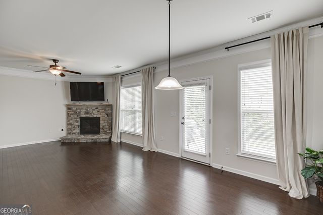 669 Barley Hill Lane, Sugar Hill, GA 30518