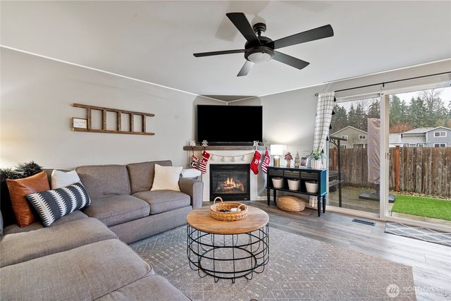 12718 166th Street Ct E, Puyallup, WA 98374